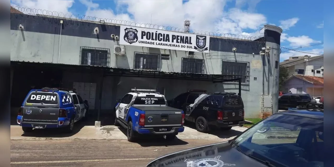 10 detentos fogem pelo teto da cadeia de Laranjeiras do Sul