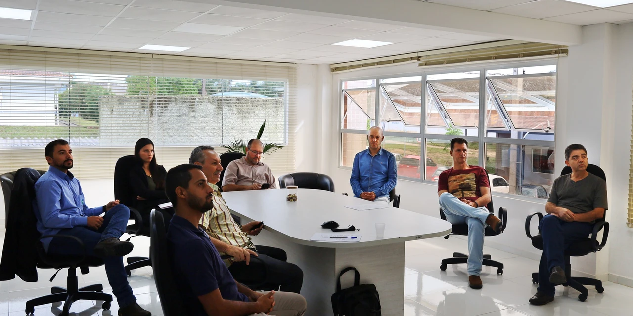 Prefeitura de Palmeira realiza reunião com COOPEGERA