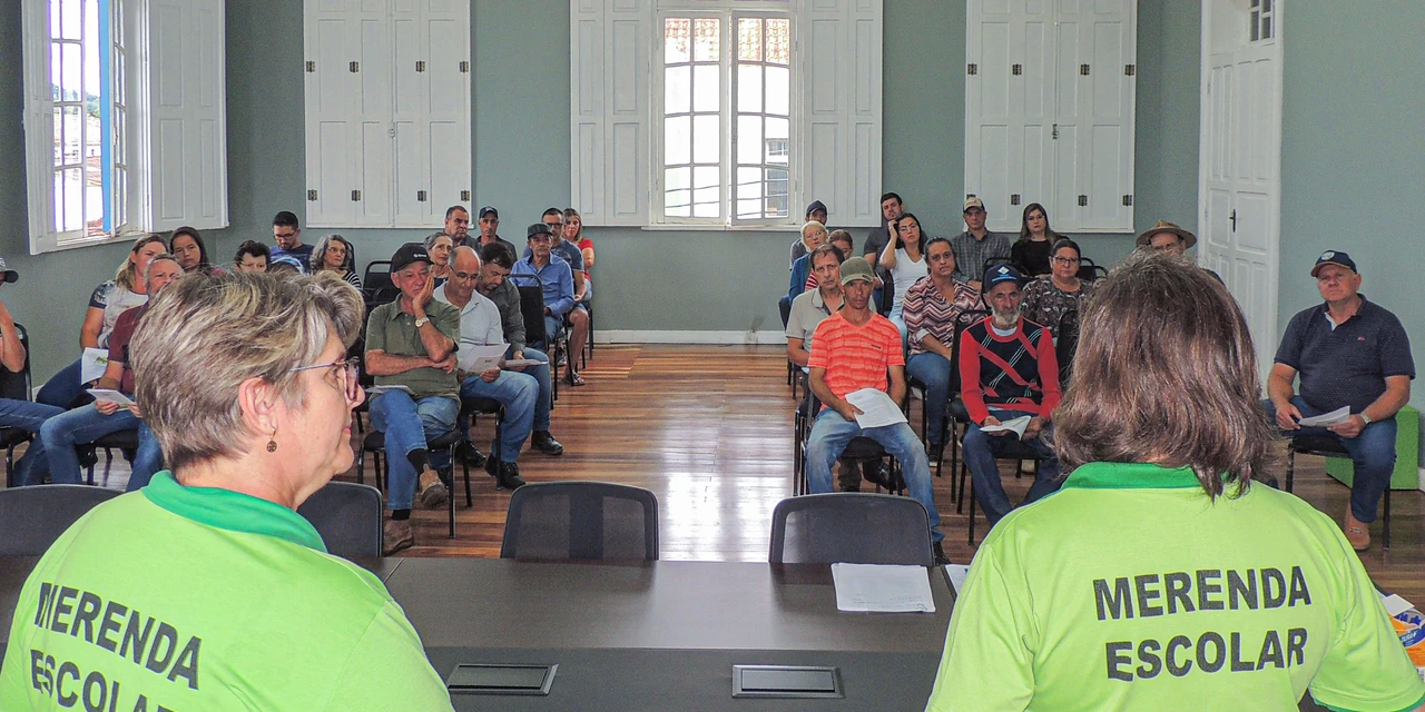 Fornecimento para merenda escolar incentiva pequenos agricultores