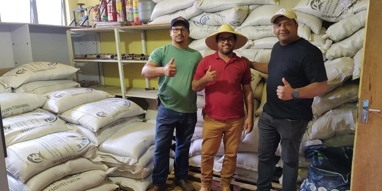 Agricultura de Tibagi disponibiliza alimentação animal para pequenos produtores