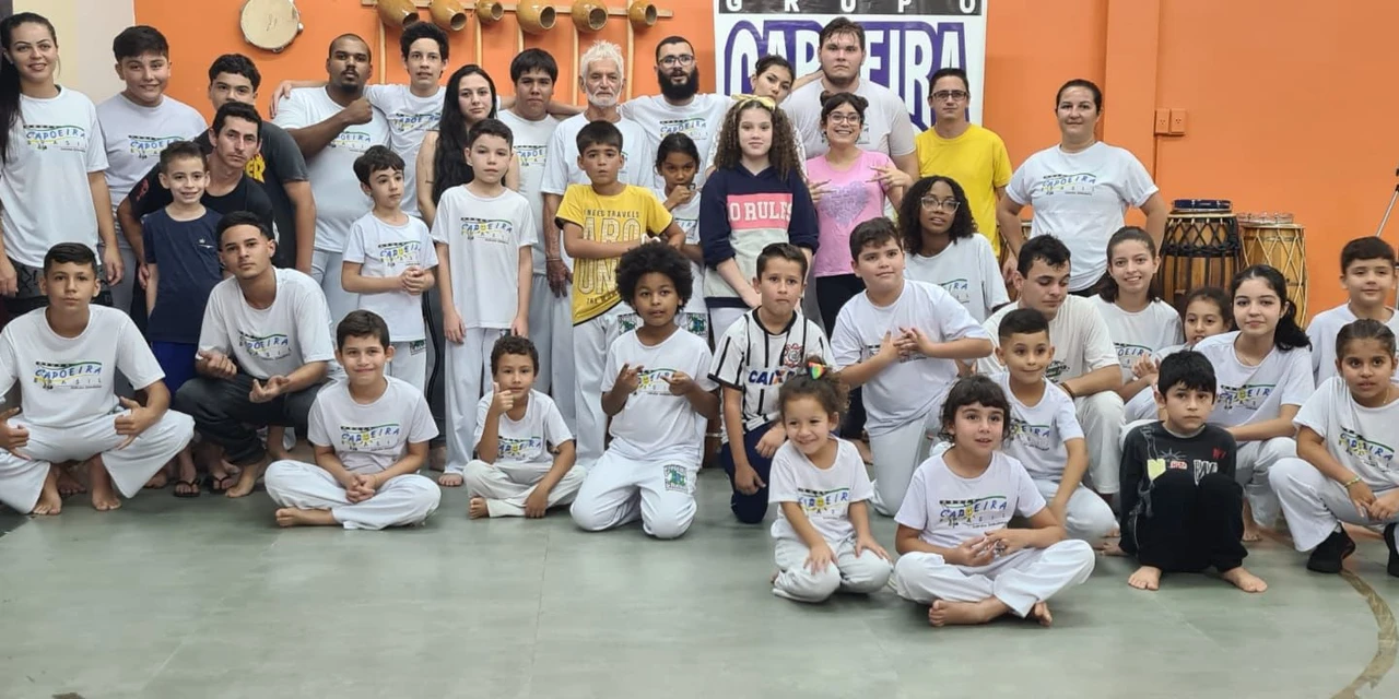 Projeto + Capoeira abre lista de espera para novos interessados na pratica do esporte