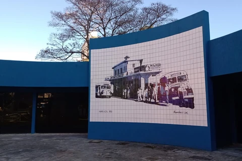 Ponto Azul recebe exposição de telas que retratam Ponta Grossa