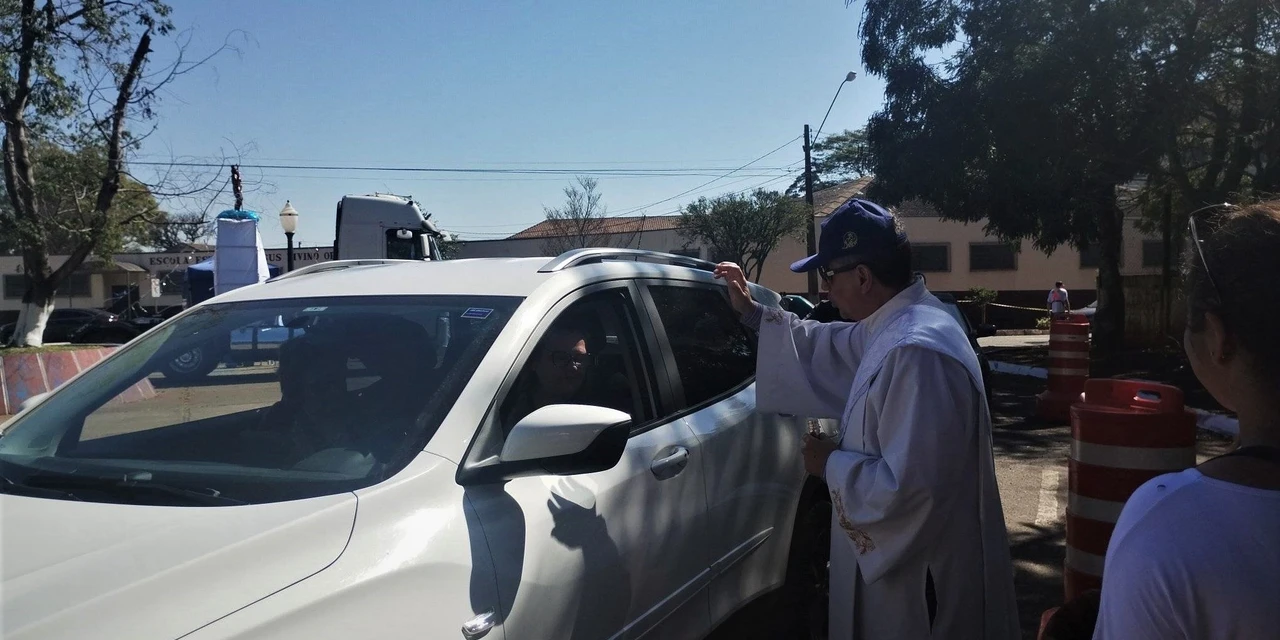 Tradicional bênção de São Cristóvão se estendeu até as 18 horas em PG