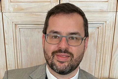 Inovação tecnológica: construindo a emancipação cidadã ou aprofundando abismos?