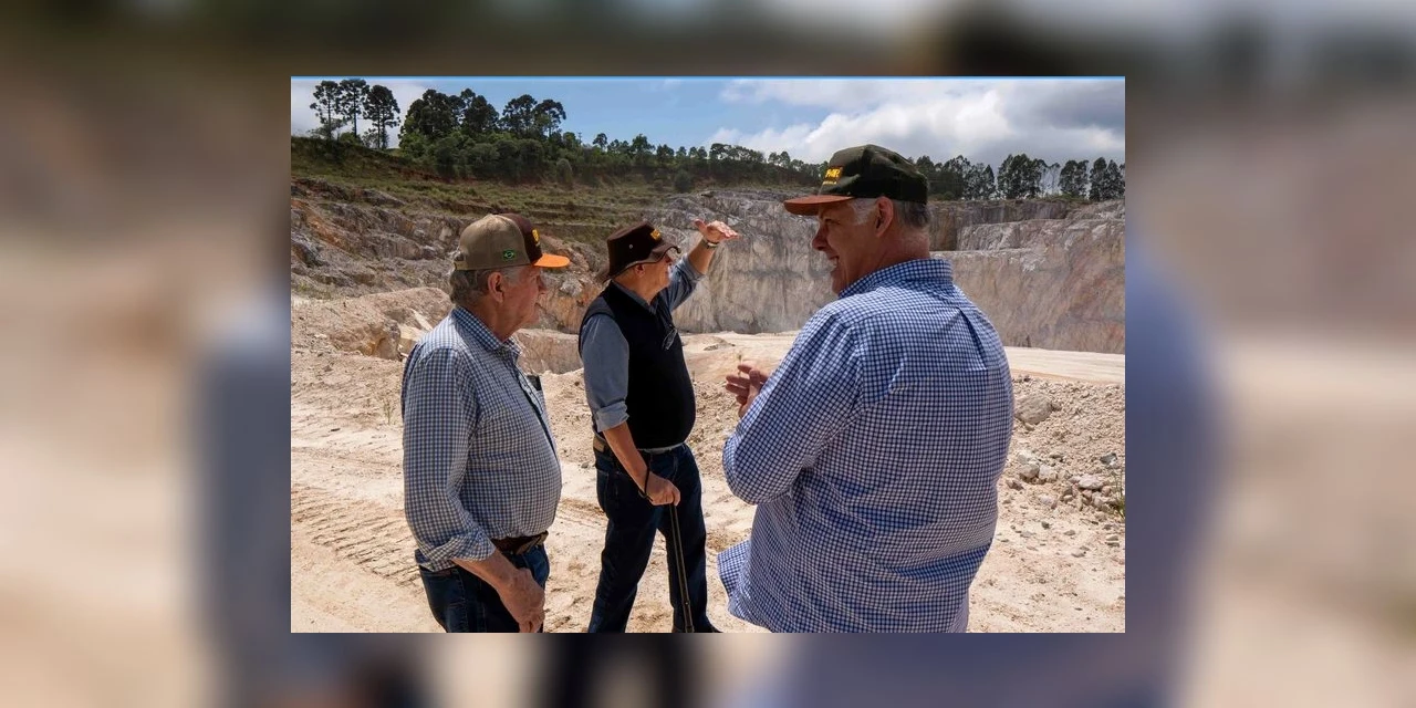 Em visita à Calpar, Hans Peeten destaca importância do calcário para o sucesso da agricultura brasileira