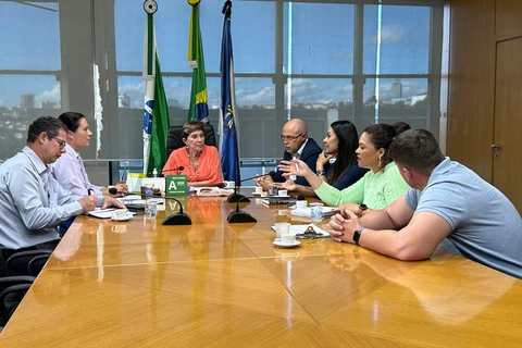 Prefeitura e Sanepar alinham melhorias no abastecimento de água em Ponta Grossa