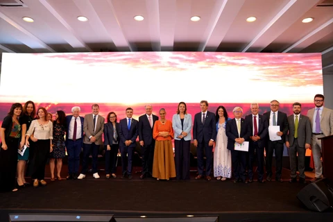 Com a presença de Alckmin, Aliel participa de evento que sancionou a Lei do Mercado de Carbono