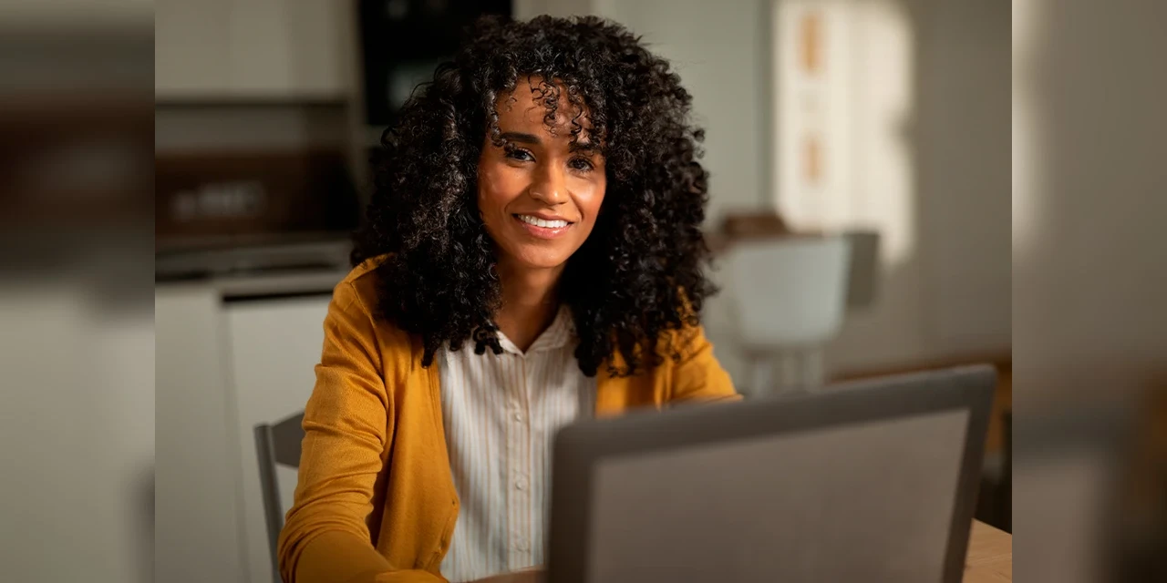 Jovens paranaenses podem aprender programação no sistema Linux do zero