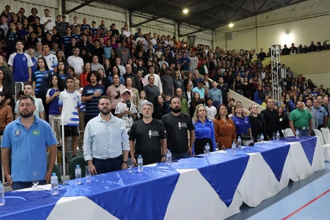 Emoção e celebração marcam a abertura dos Jogos Escolares do Paraná em Piraí do Sul