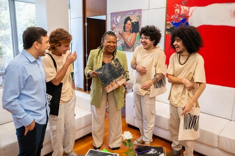 Aliel Machado recebe banda ponta-grossense Hoovaranas em Brasília