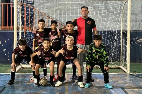Equipe infantil de Piraí do Sul vence Desafio Sepam Castro de Futsal de forma invicta