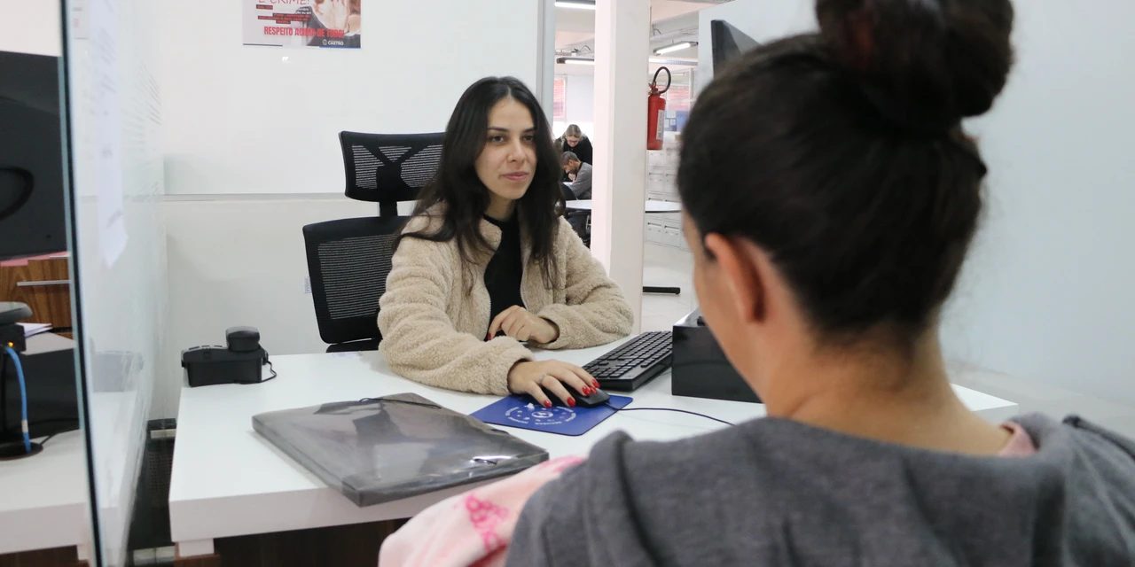 Abertas inscrições para contratação de 312 estagiários na Prefeitura de Castro