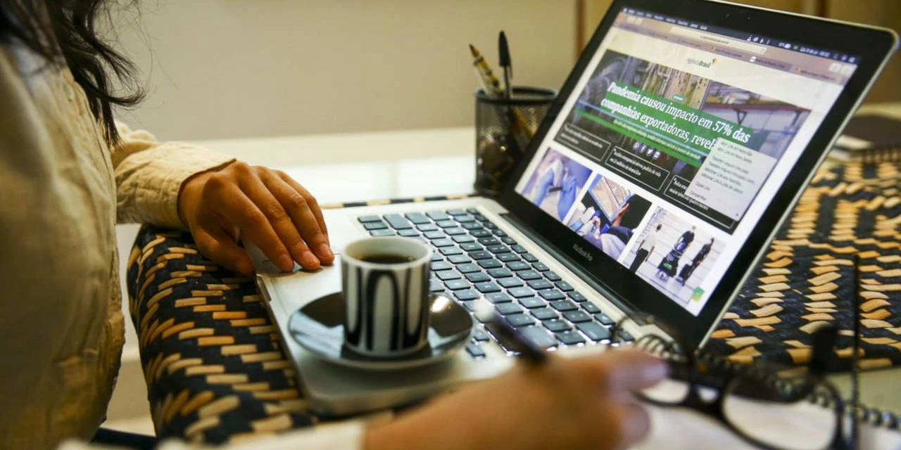 HUG abre novas vagas para profissionais de Design, Arquitetura e Comunicação