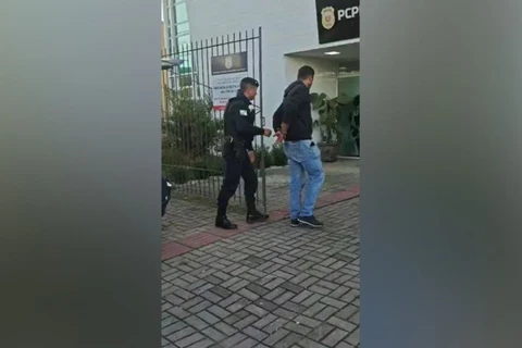 Motociclista morre após bater em Fusca dirigido por motorista embriagado em rodovia do Paraná