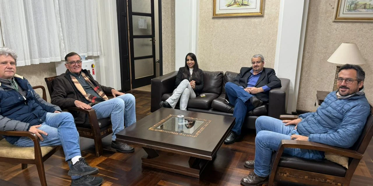 Prefeitura de Tibagi e CCR Rodovias discutem melhorias na BR-376 e parceria com o município