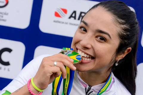 Prata da casa, Talita Oliveira conquista Brasileiro Elite de Ciclismo