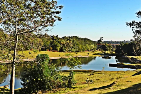Tempo firme predomina e temperaturas podem chegar em 27°C no Paraná