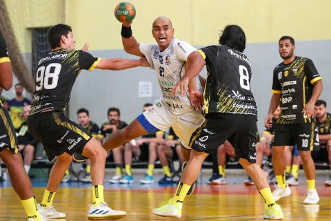 Com duelos decisivos e transmissão ao vivo, Pato Branco sedia 4ª etapa da 1ª Divisão do Campeonato Paranaense