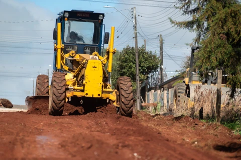 Prefeitura fez patrolamento em 100 quilômetros de ruas em 2025