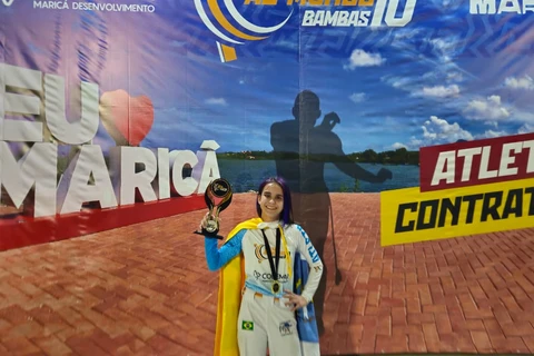 Atleta ponta-grossense é campeã nacional de capoeira no VMB 10