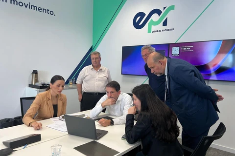 Mabel Canto discute melhorias em infraestrutura na PR-151 em Carambeí