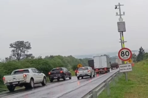 12 novos radares começam a aplicar multas em rodovias do Paraná; veja onde