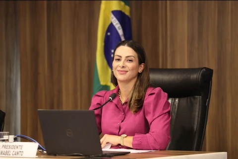 Projeto que busca oferecer teste genético para a detecção do câncer de mama no PR avança na CCJ