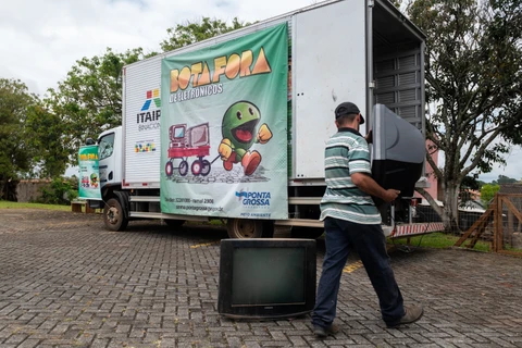 Prefeitura inicia nova etapa da Semana do Resíduo Zero com ação de Bota Fora de Eletrônicos em PG