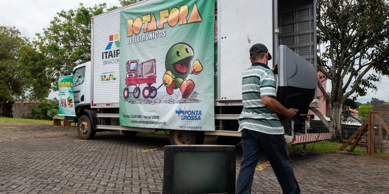 Prefeitura inicia nova etapa da Semana do Resíduo Zero com ação de Bota Fora de Eletrônicos em PG