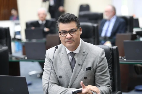 Deputado Marcelo Rangel destaca a aprovação do programa Paraná Conectado, que vai ampliar o acesso à internet em áreas rurais