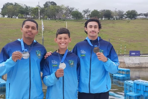Atletas de Tibagi conquistam três pódios no Campeonato Brasileiro de Canoagem no Rio de Janeiro