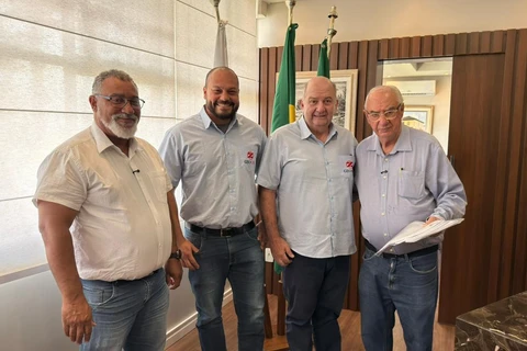 Mineradora vai asfaltar 4 km da Estrada do Cerne no Apapan