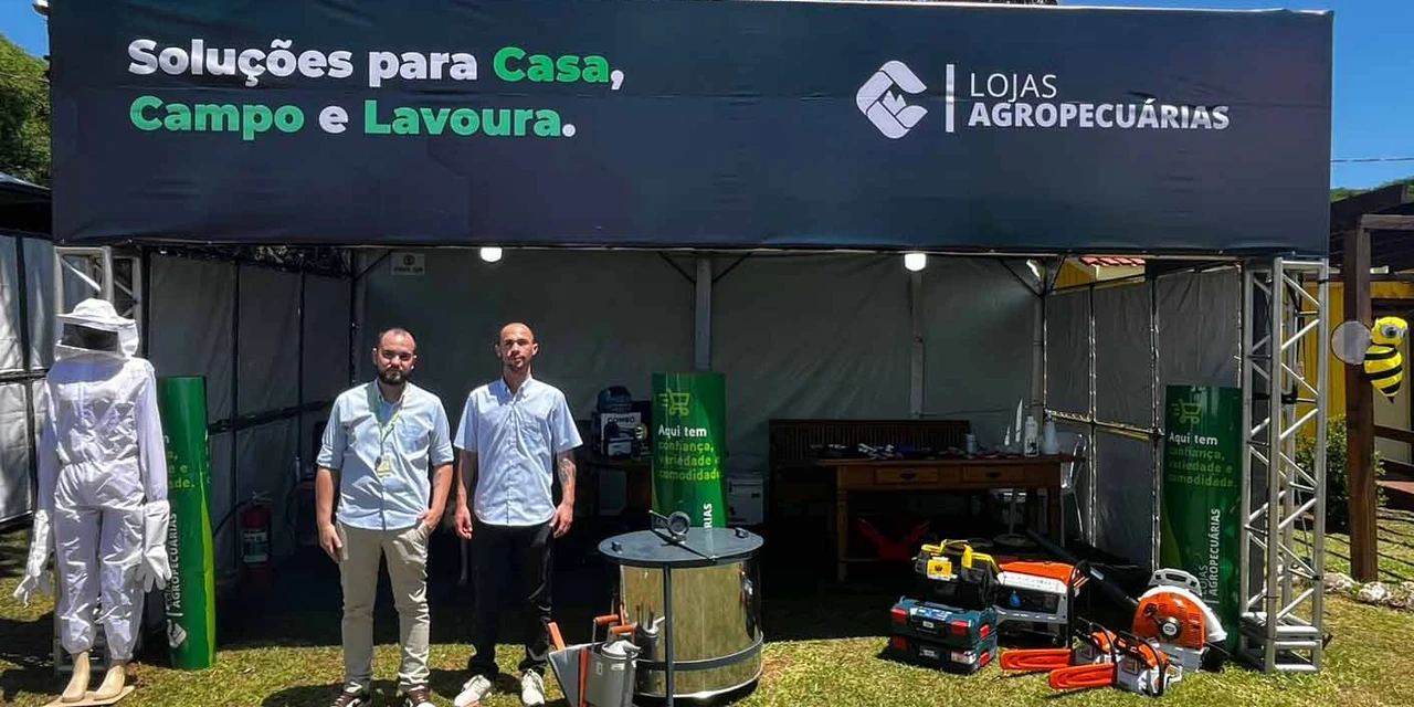 Capal marca presença na Expomel e expõe variedade de produtos da Loja Agropecuária