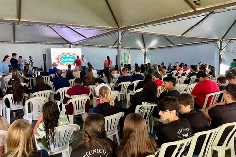 whatsapp-image-2025-12-05-at-175357