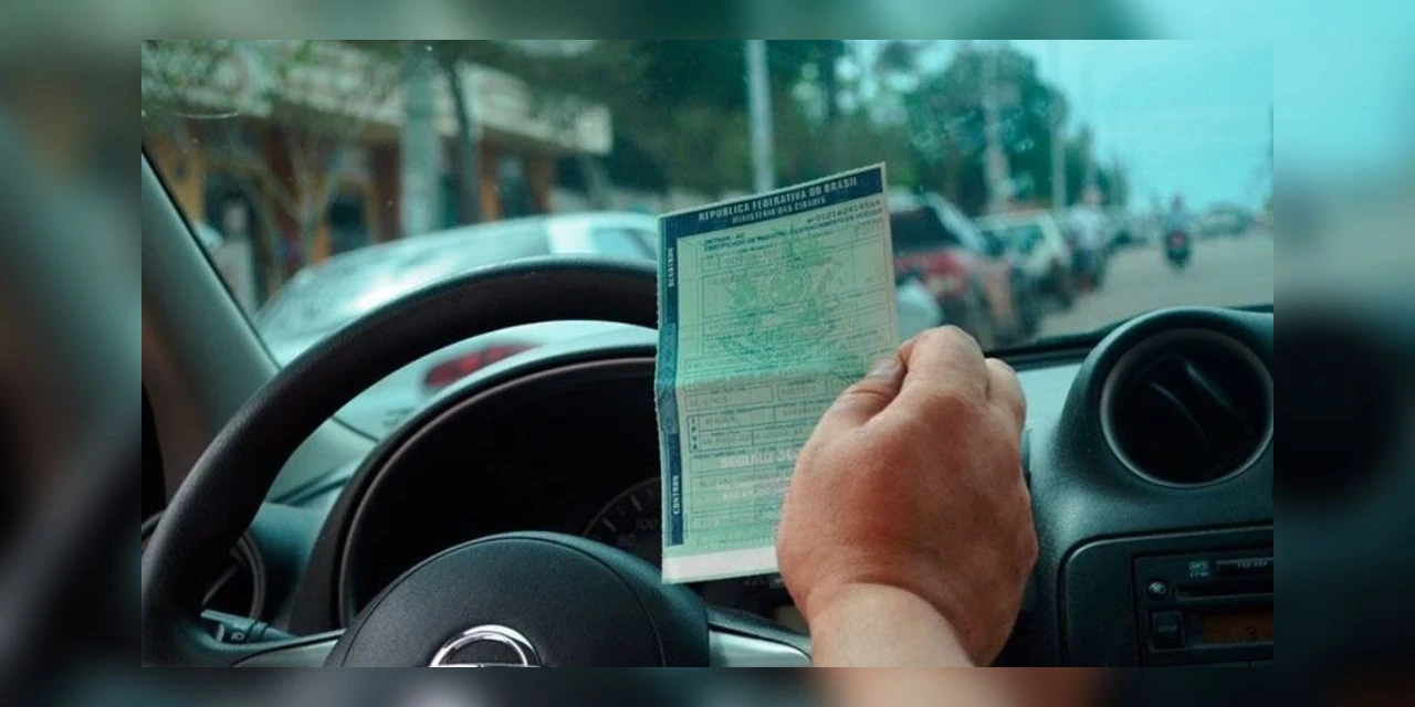 Com alíquota de 1,9% e desconto à vista, Fazenda divulga datas do IPVA 2026 no Paraná