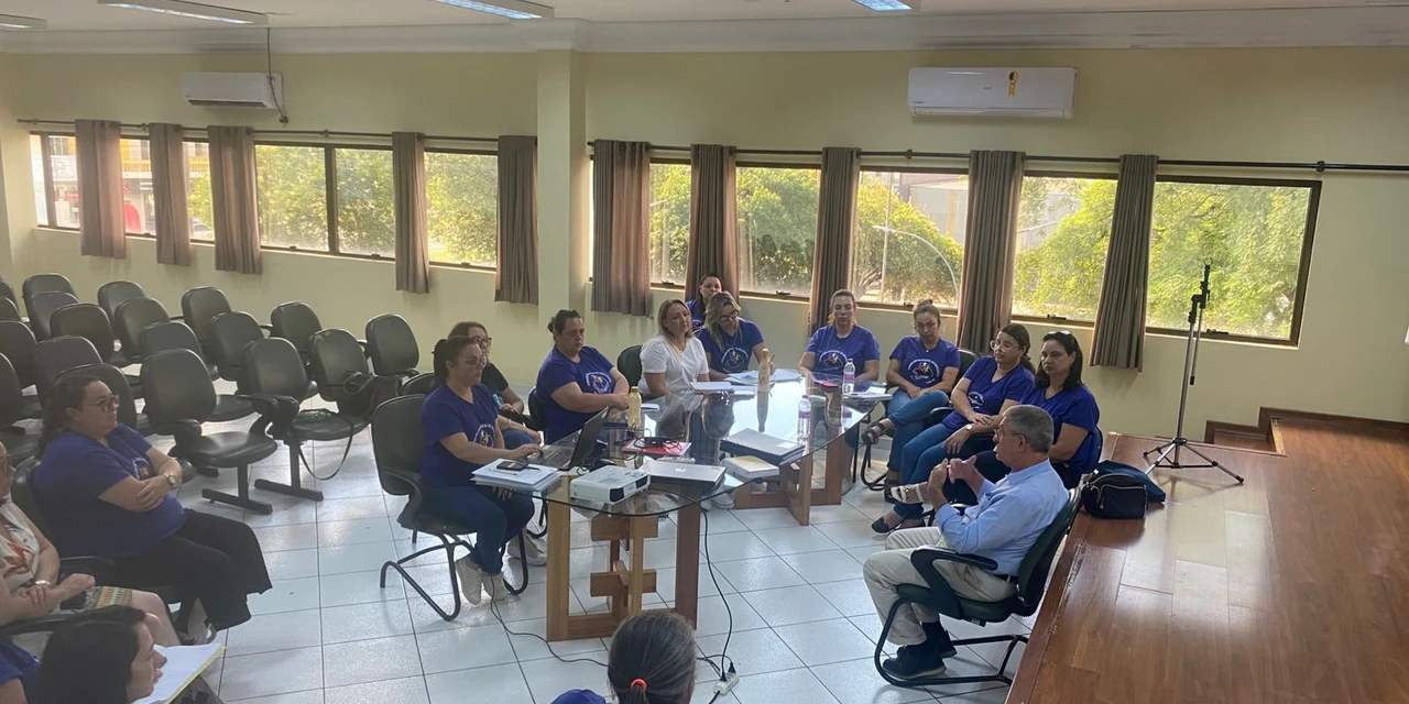 Conselho Municipal de Educação realiza reunião de encerramento e avalia as ações de 2025