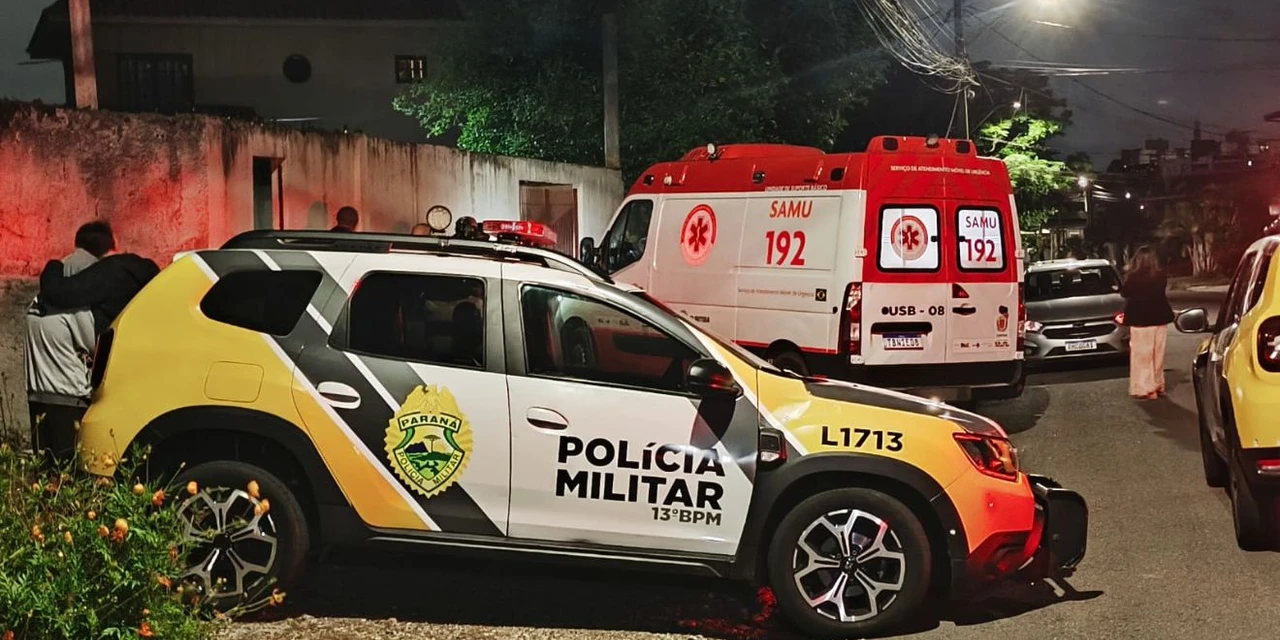 Jovem em surto e armado com faca morre após tentar agredir policiais em Curitiba