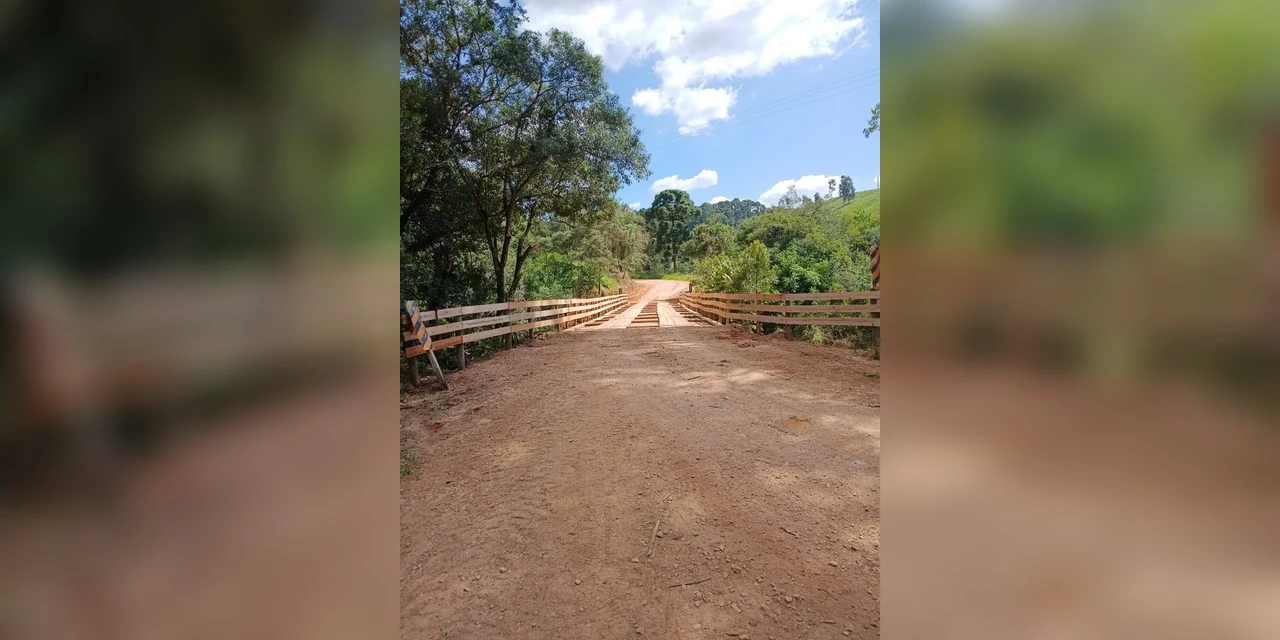 Prefeitura refaz Ponte de Zinco e garante mais segurança para pedestres e motoristas de várias comunidades rurais