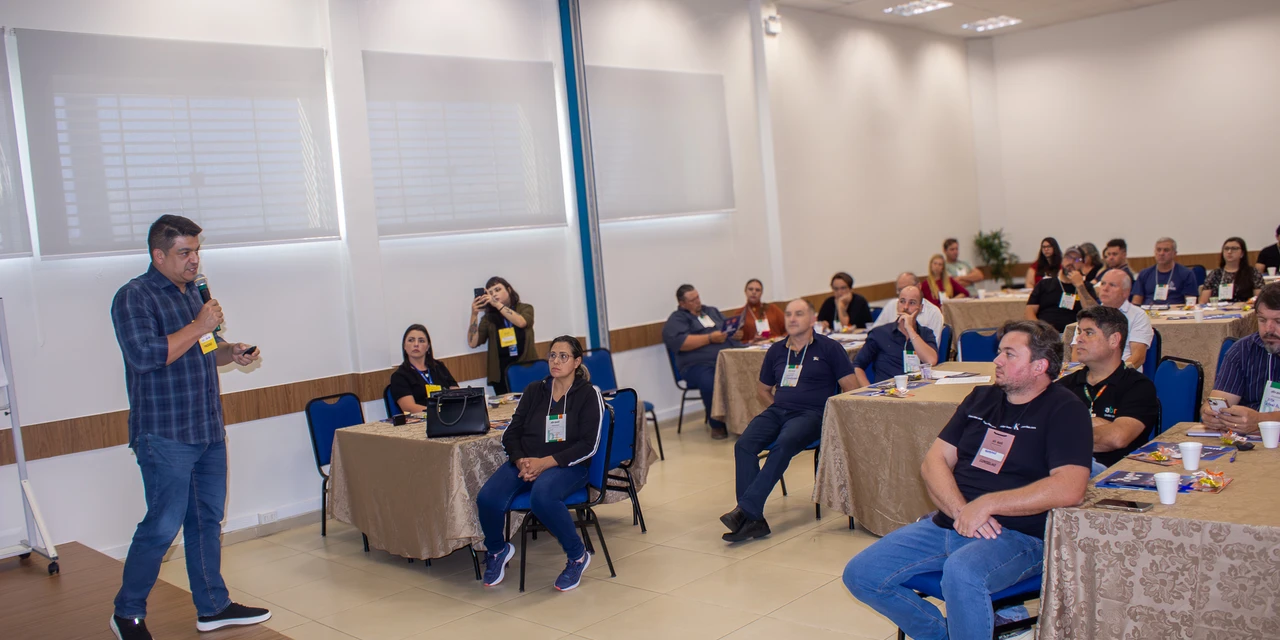 Abrasel Campos Gerais intensifica ações em Castro e Ponta Grossa com foco no setor gastronômico