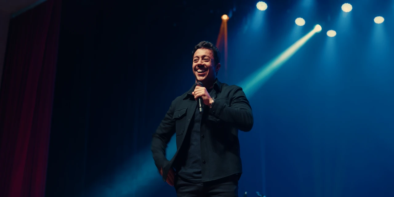 Renato Albani apresenta últimos shows da turnê “A Ignorância É Uma Dádiva” no Paraná