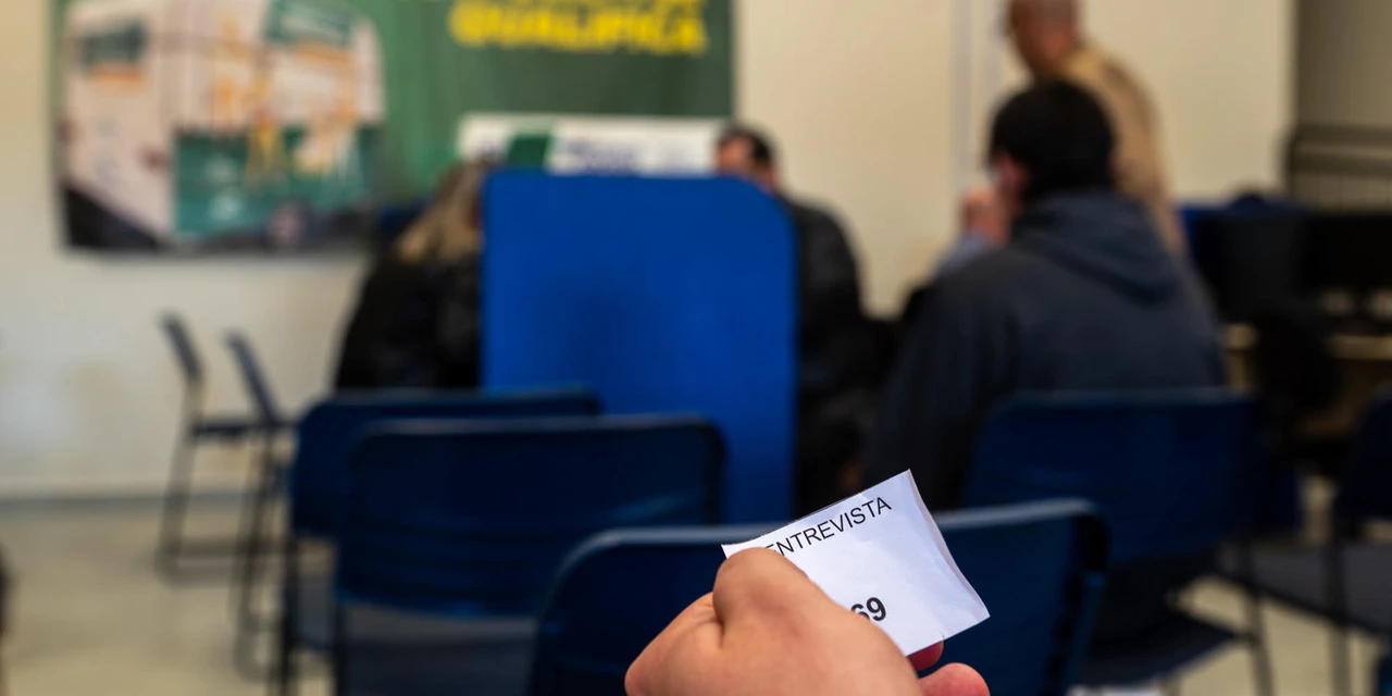 Agência do Trabalhador promove mutirão com vagas para contratação no Condor nesta quarta-feira