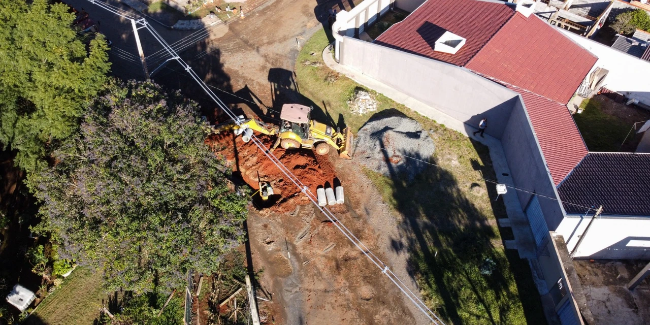 Prefeitura avança com mais asfalto novo no Parque dos Pinheiros
