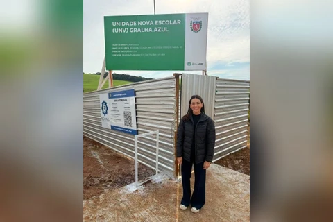 mabel-visita-obra-escola-dois