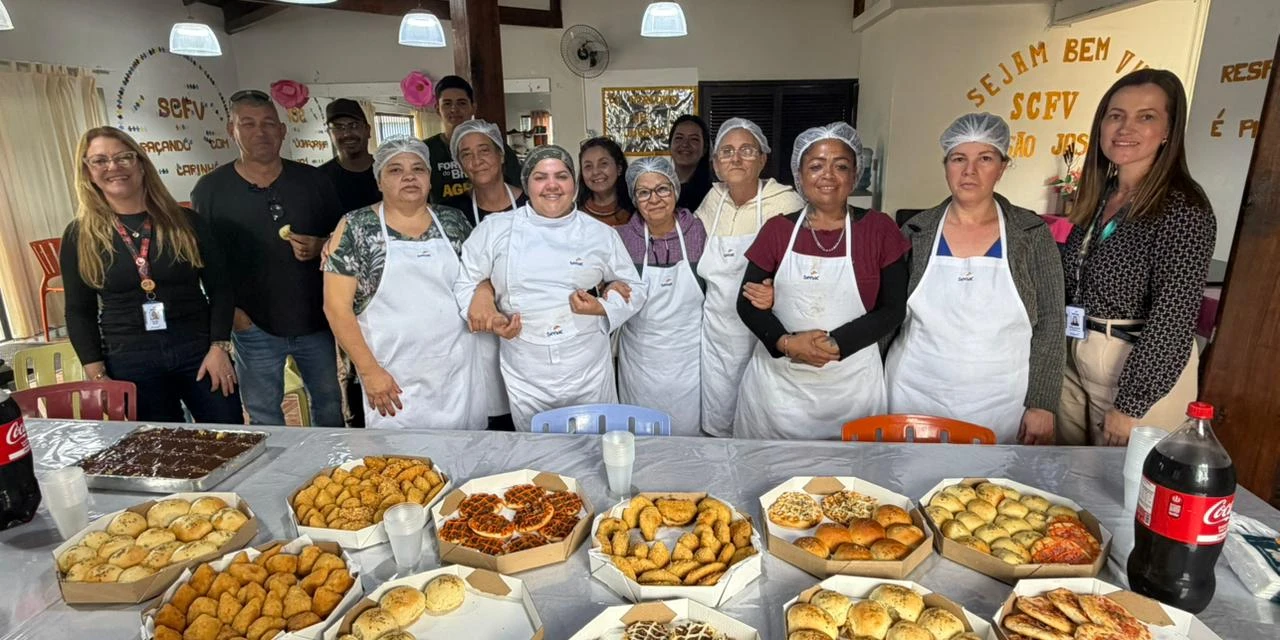 Curso gratuito de preparo de salgados forma novos profissionais em Tibagi