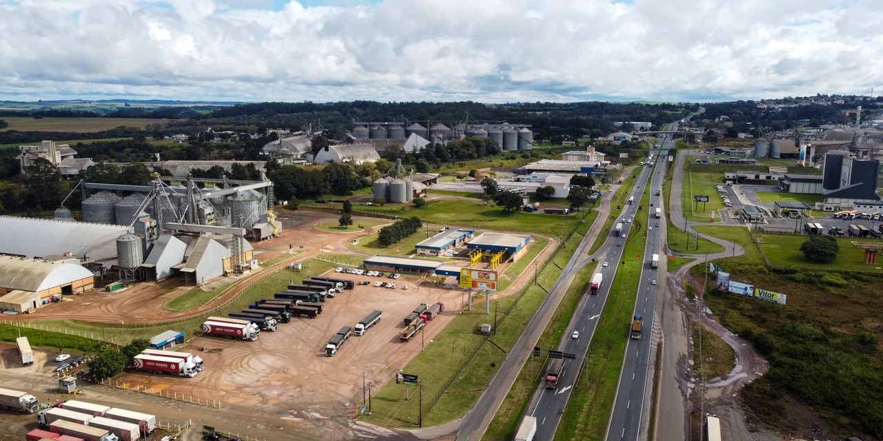 Ponta Grossa lidera exportações no Paraná em cinco segmentos e reforça força da indústria
