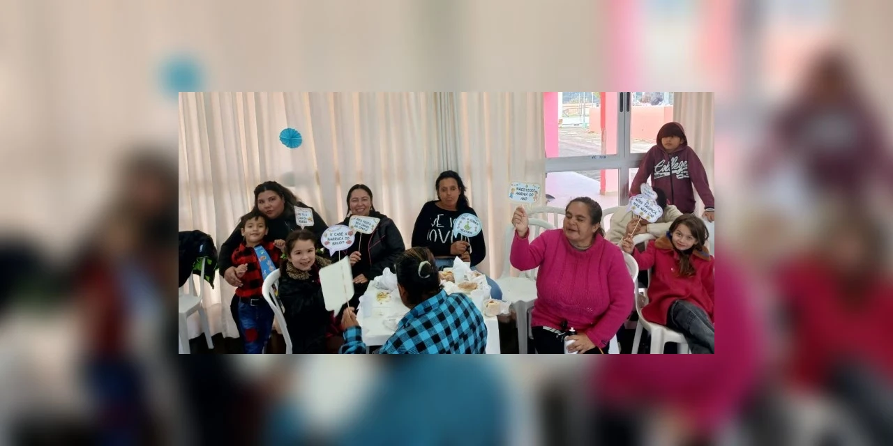'Arraiá da Alegria' fortalece vínculos familiares e comunitários no CRAS Coronel Cláudio