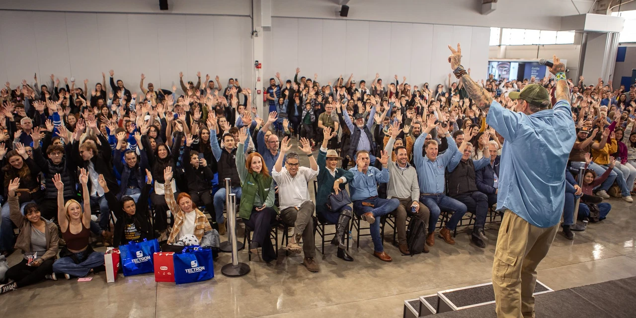 Seminário do Leite reúne especialistas para debater tendências, inovação e o futuro da cadeia leiteira no Agroleite 2026