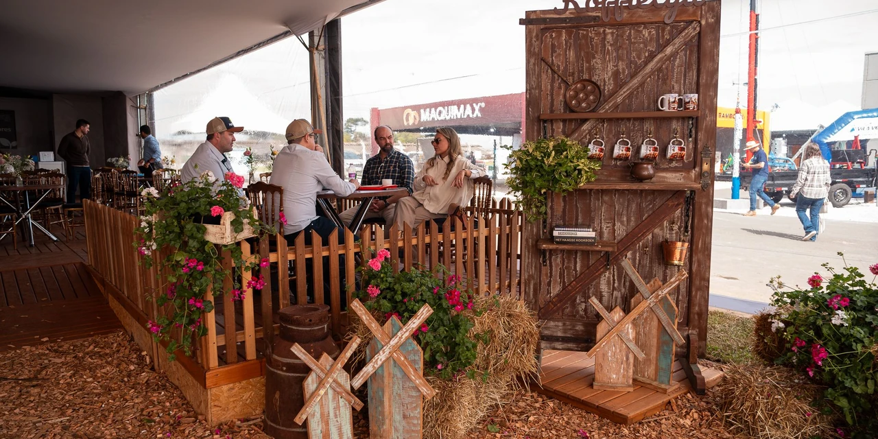 Tradicional Café Holandês ganha novo espaço e amplia atendimento no Agroleite 2026