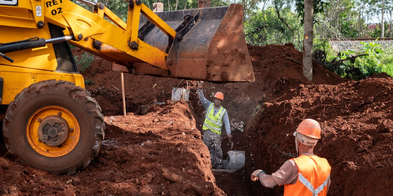 Prefeitura inicia obras de drenagem para levar asfalto novo ao Jardim Paraíso